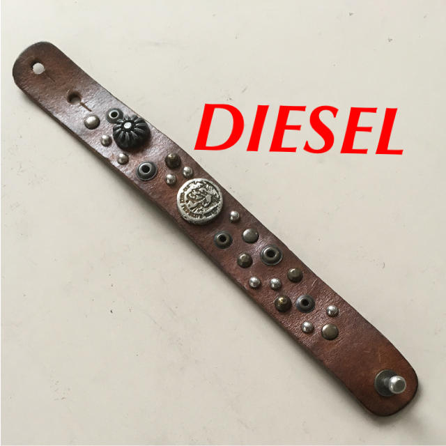 DIESEL(ディーゼル)のDIESEL ブレスレット アクセサリー レザー 鋲 ジーゼル レディースのアクセサリー(ブレスレット/バングル)の商品写真