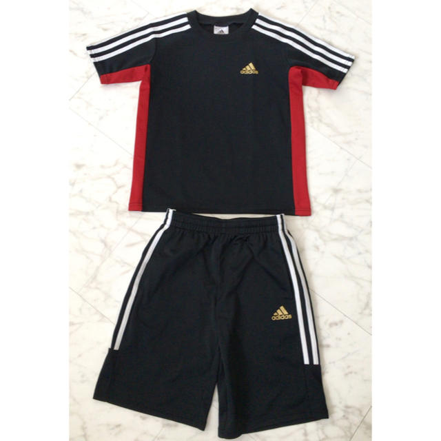 adidas(アディダス)のadidasジャージ セットアップ キッズ/ベビー/マタニティのキッズ服男の子用(90cm~)(その他)の商品写真