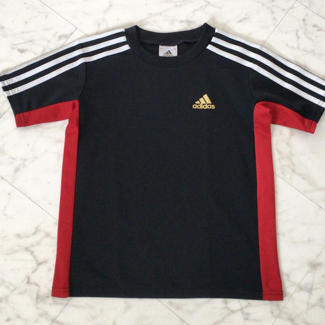 adidas(アディダス)のadidasジャージ セットアップ キッズ/ベビー/マタニティのキッズ服男の子用(90cm~)(その他)の商品写真