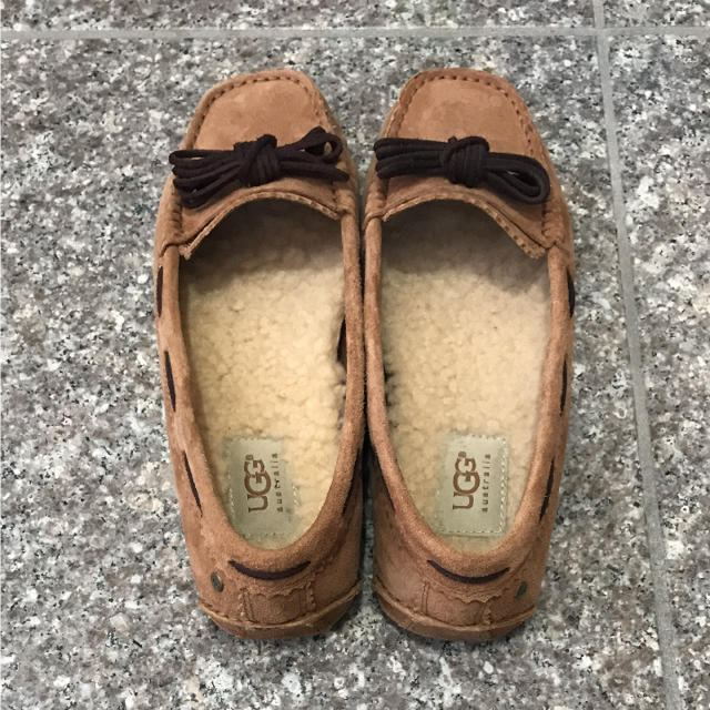 UGG - 値下げ★UGG モカシン モカシンミーナ ベージュ キャメル 24 7 アグの通販 by chacha｜アグならラクマ