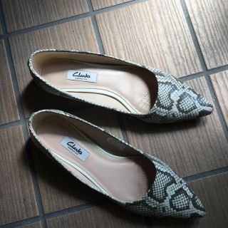 クラークス(Clarks)のClarks パイソン フラットパンプス(ハイヒール/パンプス)