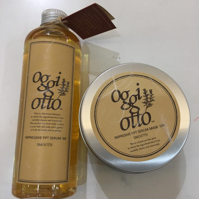 oggi otto(オッジィオット)の専用 オッジィオット シャンプー&トリートメント コスメ/美容のヘアケア/スタイリング(シャンプー)の商品写真