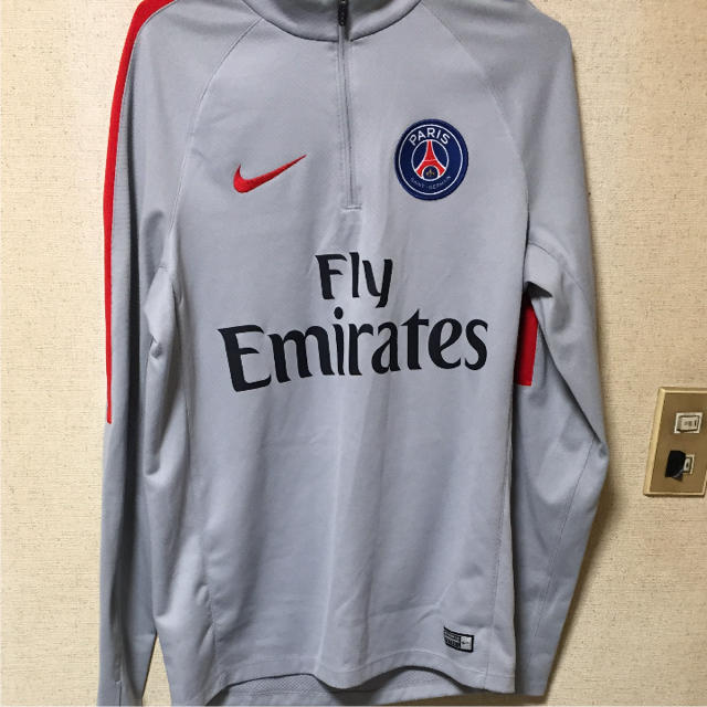 NIKE(ナイキ)のPSG トレーニングウエア スポーツ/アウトドアのサッカー/フットサル(ウェア)の商品写真