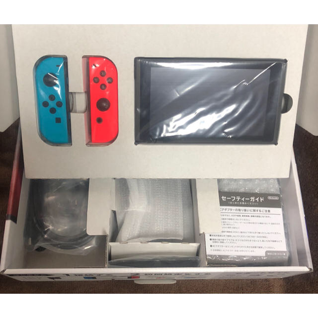 Nintendo Switch(ニンテンドースイッチ)の☆新品☆ ニンテンドー スイッチ ネオン 任天堂 Nintendo エンタメ/ホビーのゲームソフト/ゲーム機本体(家庭用ゲーム機本体)の商品写真