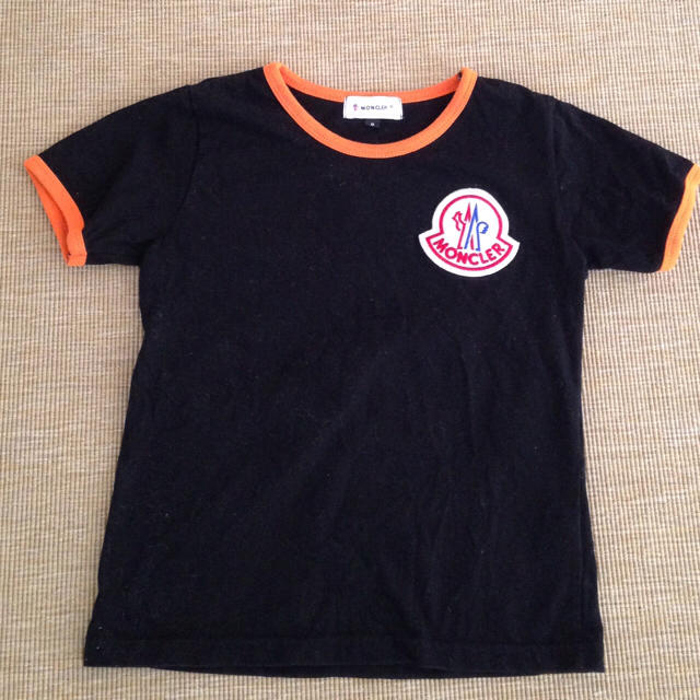 MONCLER(モンクレール)の☆美品☆MONCLER キッズTシャツ キッズ/ベビー/マタニティのキッズ服男の子用(90cm~)(Tシャツ/カットソー)の商品写真