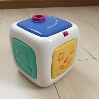 タカラトミー(Takara Tomy)のおやすみホームシアター ディスク無し本体のみ(オルゴールメリー/モービル)