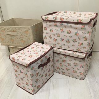 スリーコインズ(3COINS)の花柄 カラーボックス ふた付き 収納ケース 5点セット 収納ボックス フラワー(ケース/ボックス)