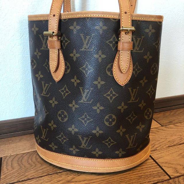 LOUIS VUITTON(ルイヴィトン)のルイヴィトン♡バケット レディースのバッグ(トートバッグ)の商品写真