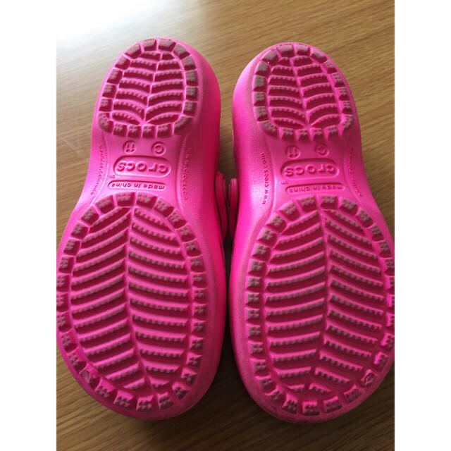 crocs(クロックス)のhana様専用 キッズ/ベビー/マタニティのキッズ靴/シューズ(15cm~)(サンダル)の商品写真