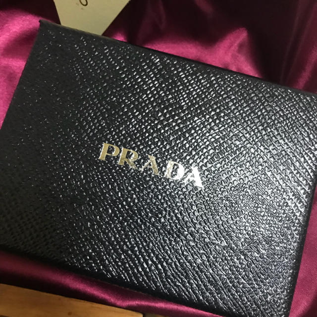 PRADA(プラダ)のPRADA キーケース レディースのファッション小物(キーケース)の商品写真