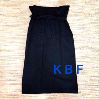 ケービーエフ(KBF)のKBF♡巻きスカート(ひざ丈スカート)