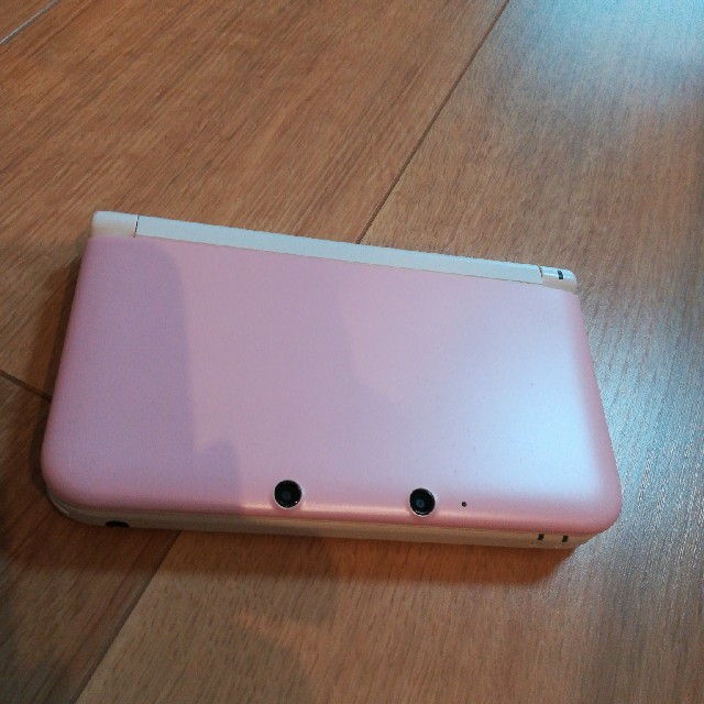 ニンテンドー3DS(ニンテンドー3DS)の送料込み！NINTENDO 3DS LL ピンク エンタメ/ホビーのゲームソフト/ゲーム機本体(携帯用ゲーム機本体)の商品写真