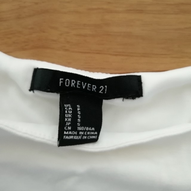 FOREVER 21(フォーエバートゥエンティーワン)のForever 21ワンピース　白黒　 レディースのワンピース(ロングワンピース/マキシワンピース)の商品写真