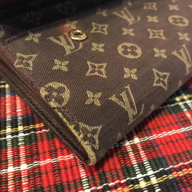 LOUIS VUITTON(ルイヴィトン)のモノグラムミニの長財布 レディースのファッション小物(財布)の商品写真