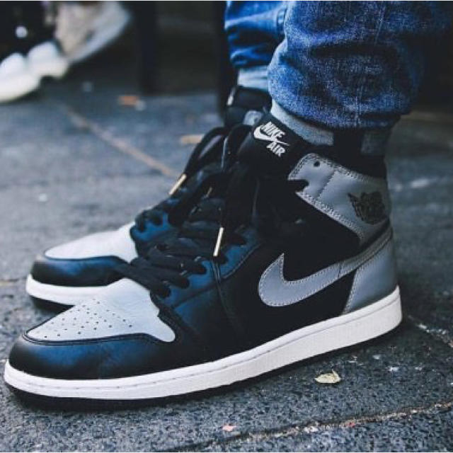 NIKE(ナイキ)のNIKE AIR JORDAN 1 RETRO HIGH OG "shadow" メンズの靴/シューズ(スニーカー)の商品写真