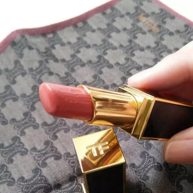 TOM FORD(トムフォード)のTOM FORD リップカラーシャイン 12 コスメ/美容のベースメイク/化粧品(口紅)の商品写真