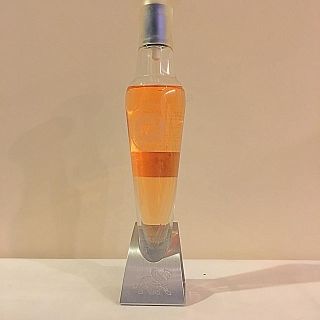 ニコス(NIKOS)の⭐︎NICOS⭐︎スカルプチャーファム 50ml(香水(女性用))