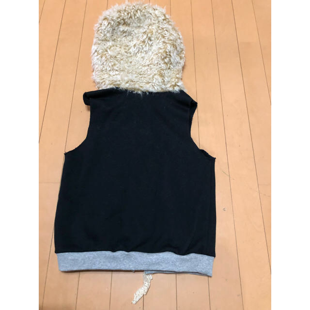 リメイクベスト（120㎝〜）サイズ違い有り キッズ/ベビー/マタニティのキッズ服女の子用(90cm~)(ジャケット/上着)の商品写真