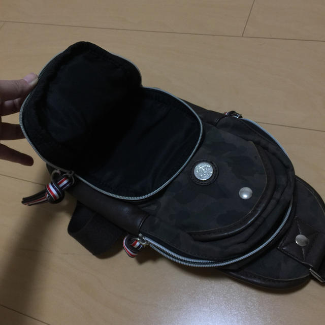 ikka(イッカ)の【美品】ikkaショルダーバック メンズのバッグ(ショルダーバッグ)の商品写真