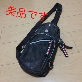 イッカ(ikka)の【美品】ikkaショルダーバック(ショルダーバッグ)