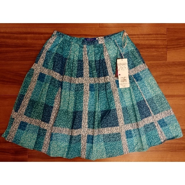 三陽商会 ブルーレーベル クレストブリッジ スカート２枚 - ひざ丈スカート