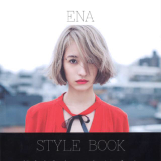 EMODA(エモダ)の松本恵奈 スタイルブック エンタメ/ホビーのエンタメ その他(その他)の商品写真