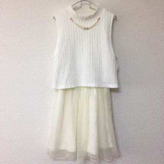 美品 シフォン ワンピ 白 フォーマル 140 女の子(ワンピース)