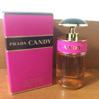 プラダ(PRADA)のprada candy オーデパルファム (香水(女性用))