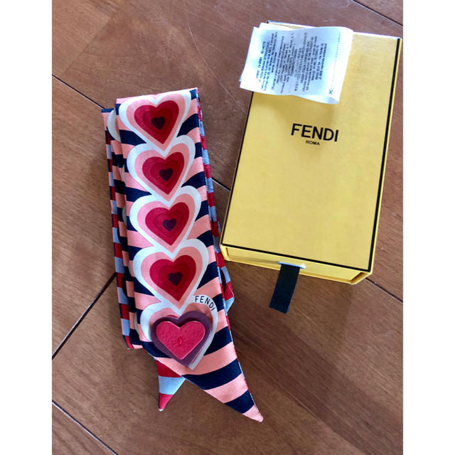 FENDI  ラッピー ツイリー