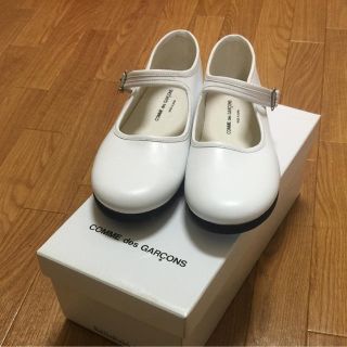 コムデギャルソン(COMME des GARCONS)のストラップシューズ(バレエシューズ)