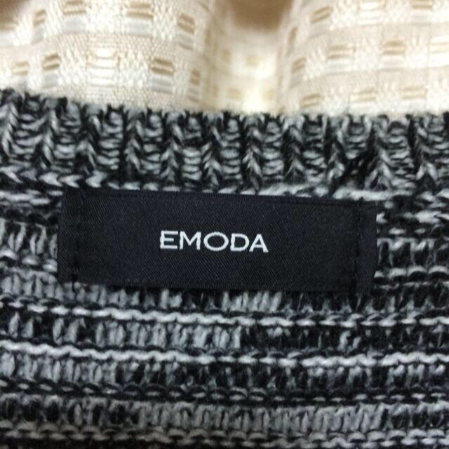 EMODA(エモダ)のEMODAショート丈ニット レディースのトップス(ニット/セーター)の商品写真