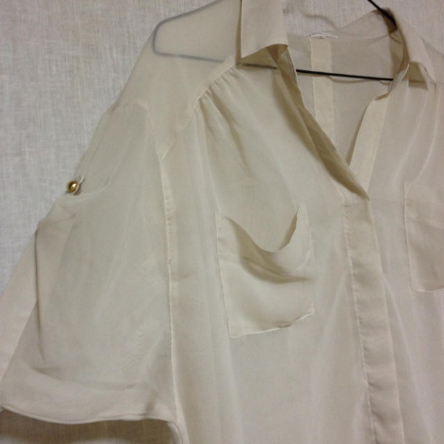 grove(グローブ)のキレイ目♡シースルーシャツ レディースのトップス(カットソー(半袖/袖なし))の商品写真