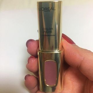 ロレアルパリ(L'Oreal Paris)の✨最終値下げ✨新品未使用❣️ 💕ロレアルパリ#722 メイプルシック💕(リップグロス)