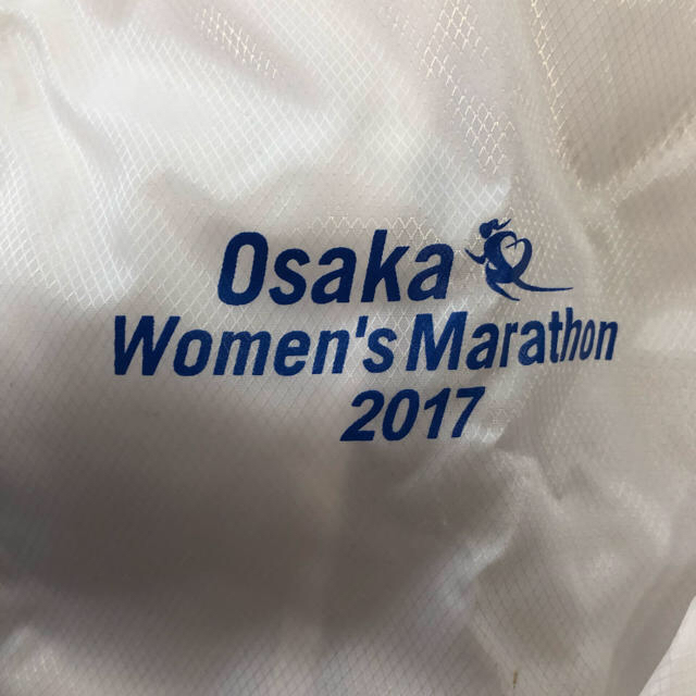 大阪女子マラソン 2017ウインドブレーカーと帽子 スポーツ/アウトドアのスポーツ/アウトドア その他(陸上競技)の商品写真