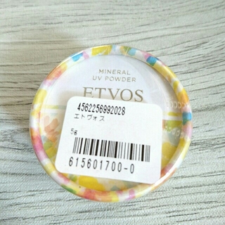 エトヴォス(ETVOS)の新品❇ETVOS エトヴォス ミネラルＵＶパウダー❇SPF50+++ (フェイスパウダー)