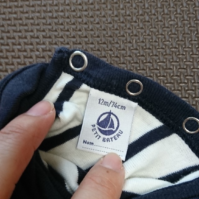 PETIT BATEAU(プチバトー)のプチバトー Tシャツ 75 キッズ/ベビー/マタニティのベビー服(~85cm)(Ｔシャツ)の商品写真