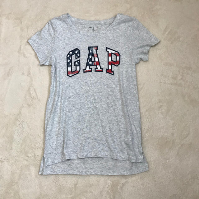 GAP(ギャップ)のGAP Tシャツ レディースのトップス(Tシャツ(半袖/袖なし))の商品写真