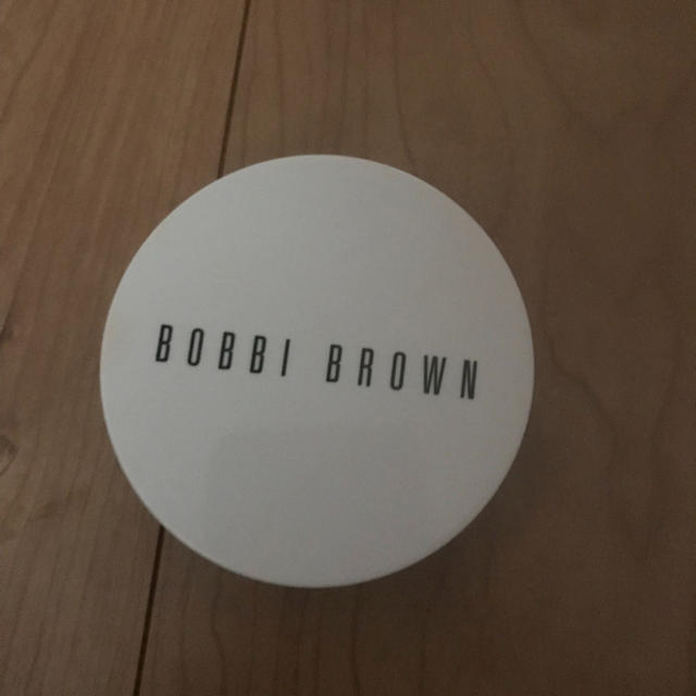 BOBBI BROWN(ボビイブラウン)のボビイブラウン  スキンラディアントグロウクッションコンパクト  コスメ/美容のベースメイク/化粧品(化粧下地)の商品写真