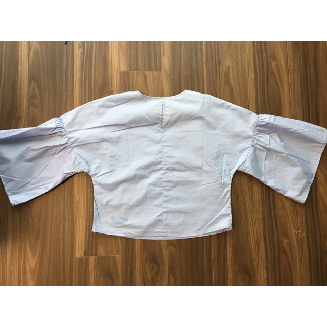 ZARA(ザラ)のZARA カットソー シャツ レディースのトップス(カットソー(半袖/袖なし))の商品写真