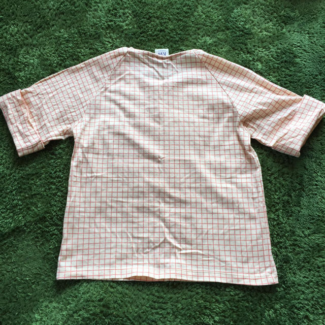 UNIQLO(ユニクロ)のユニクロkids140 キッズ/ベビー/マタニティのキッズ服女の子用(90cm~)(Tシャツ/カットソー)の商品写真