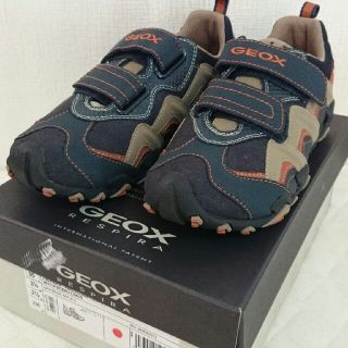 アディダス(adidas)の中古★GEOXｼﾞｵｯｸｽ ｽﾆｰｶｰ③EU35/22cmくらい(スニーカー)