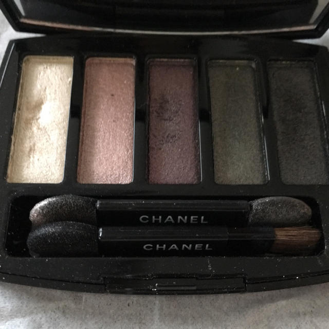 CHANEL(シャネル)のCHANEL アイシャドウ コスメ/美容のベースメイク/化粧品(アイシャドウ)の商品写真