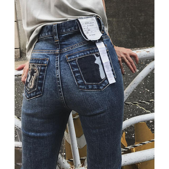 Ameri VINTAGE(アメリヴィンテージ)のAmeri スキニーデニム CLEAR POCKET SKINNY DENIM  レディースのパンツ(デニム/ジーンズ)の商品写真