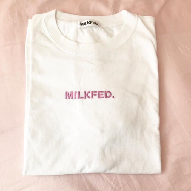 MILKFED.(ミルクフェド)のMILKFED. ロゴT レディースのトップス(Tシャツ(半袖/袖なし))の商品写真