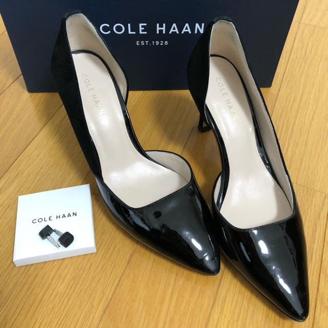 Cole Haan(コールハーン)のさとちん様専用 Cole Haan パンプス ブラック 35 裏貼り済 レディースの靴/シューズ(ハイヒール/パンプス)の商品写真