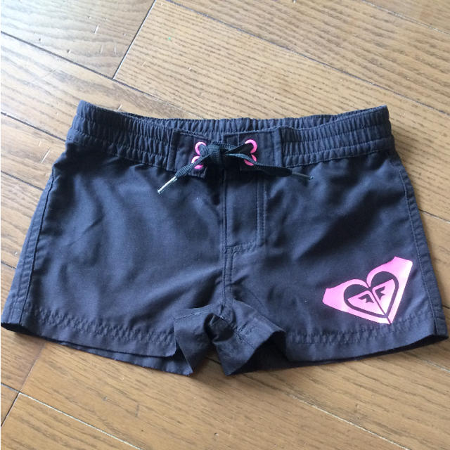 Roxy(ロキシー)のROXY❤︎ショートパンツ《120》女の子 ブラック キッズ/ベビー/マタニティのキッズ服女の子用(90cm~)(水着)の商品写真