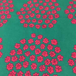 マリメッコ(marimekko)のマリメッコ 生地 プケッティ 緑ピンク(生地/糸)