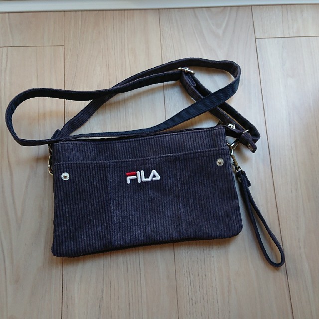 FILA(フィラ)のFILA ショルダーバッグ レディースのバッグ(ショルダーバッグ)の商品写真