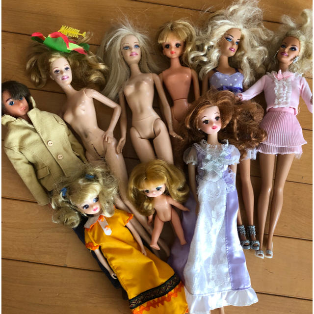 Barbie(バービー)のひまわり様専用 バービーりかちゃんetcセット キッズ/ベビー/マタニティのおもちゃ(ぬいぐるみ/人形)の商品写真