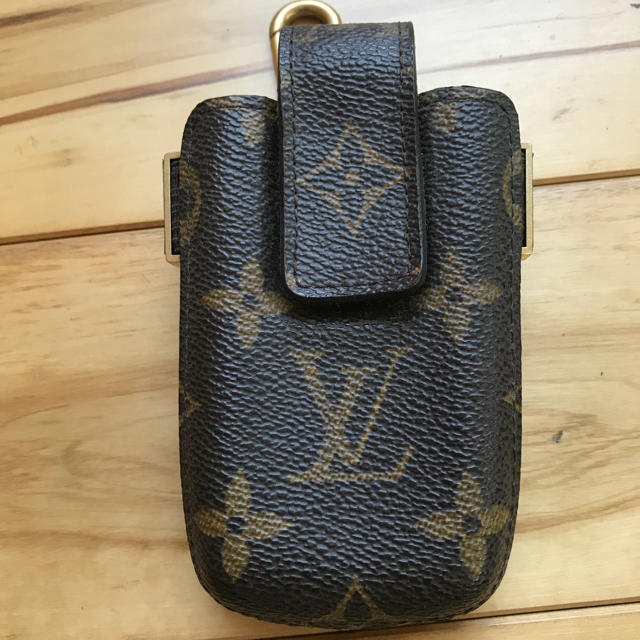 LOUIS VUITTON(ルイヴィトン)の正規品 ルイ ビトン モノグラム ガラケー用携帯ケース IQOS さとゆみ様専用 スマホ/家電/カメラのスマートフォン/携帯電話(その他)の商品写真